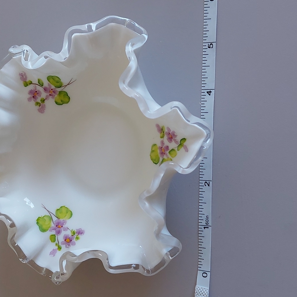 Fenton Ruffled Dish - Picture 4 of 6